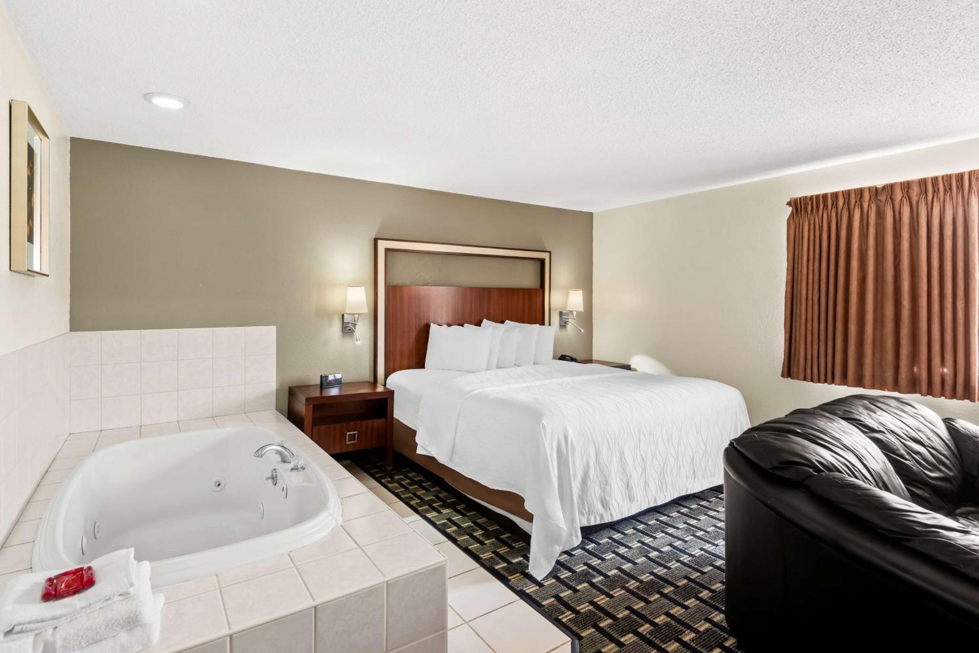 Surestay Hotel By Best Western Manchester Exterior photo