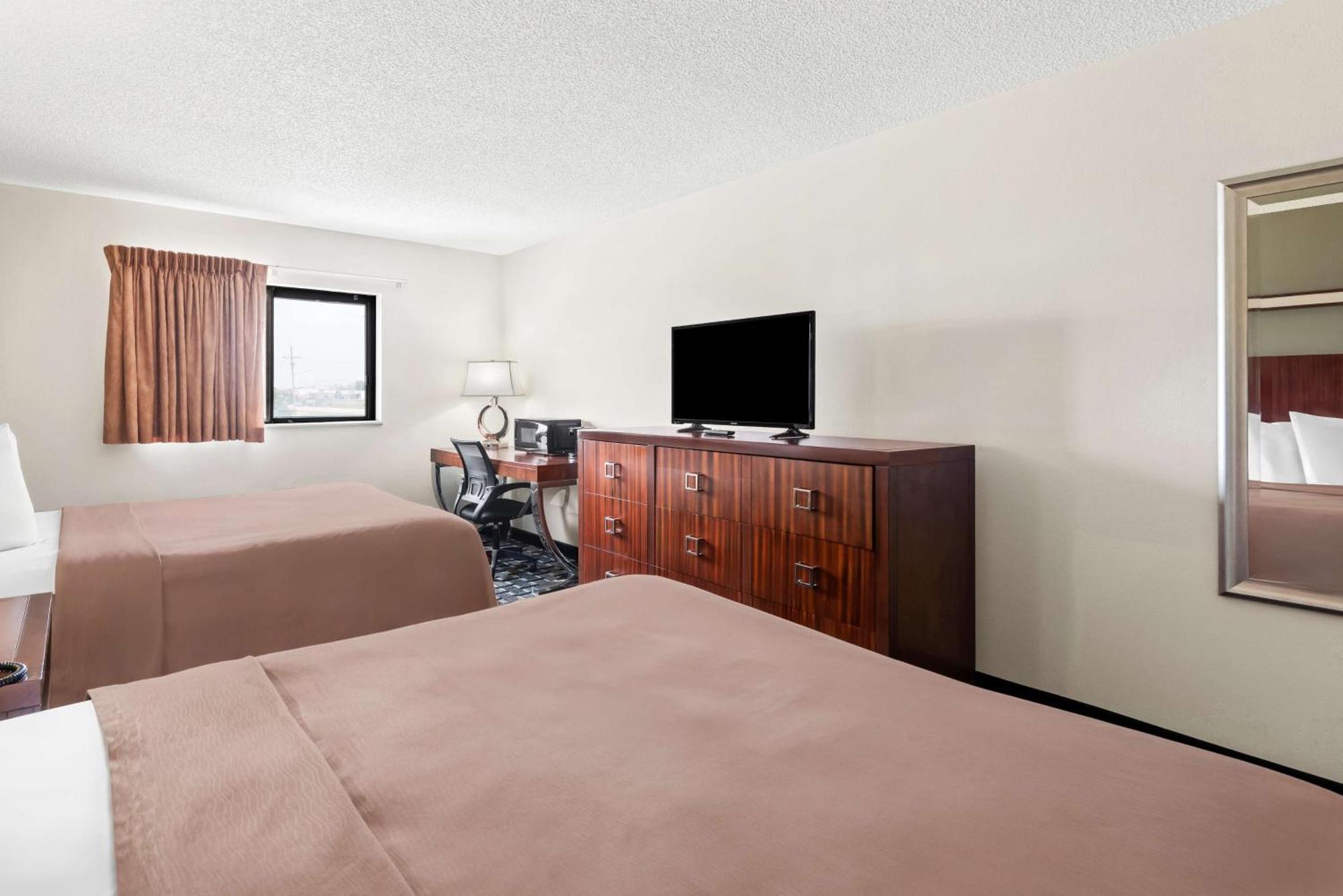 Surestay Hotel By Best Western Manchester Exterior photo