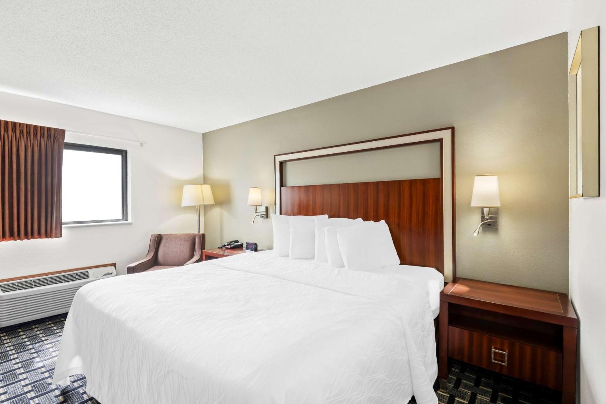 Surestay Hotel By Best Western Manchester Exterior photo